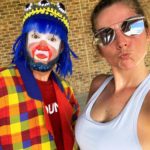 Payaso Pikorete en el 9Round Summer Sunrise Fitness Boot Camp en Oviedo Fl