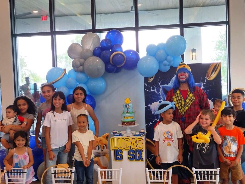 Payaso Pikorete Celebrando el Cumpleaños de Lucas en Casselberry Fl 2