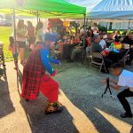 Descubre cómo el Payaso Pikorete llenó de energía, juegos y comedia una fiesta de cumpleaños temática de Mickey Mouse en Haines City, FL, logrando la participación total de niños y adultos.
